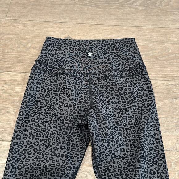 CRZ YOGA Gray Black Leopard Cheetah Print Naked Feeling Active‎ Leggings Size XS - Picture 6 of 11
